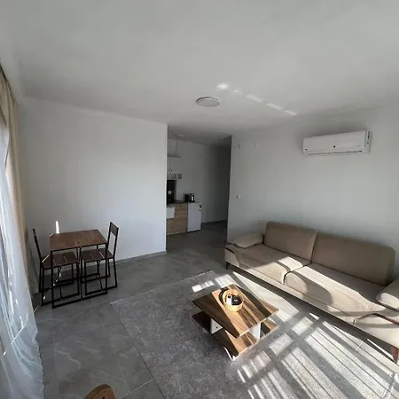 Hotel de apartamente Maia